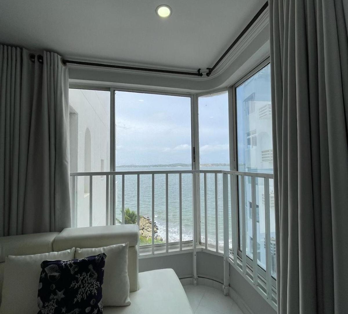 Apartamento Playa Mar With Pool, Views And Access *