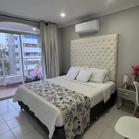 Playa Mar With Pool, Views And Access Apartamento Cartagena